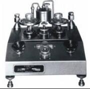 YU-2 双活塞压力计